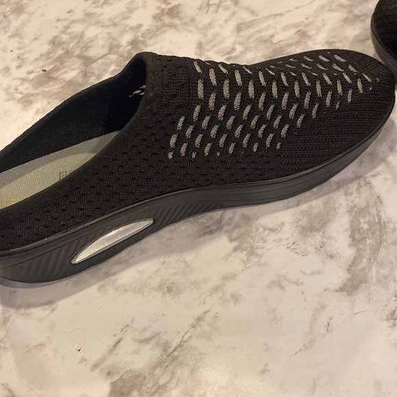 Slide on Shoes - Picture 6 of 9